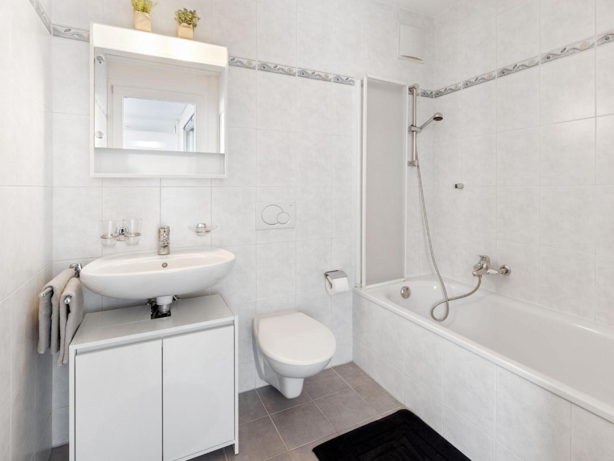 Apartment Torre Tessuti Apt-City Stay By Interhome Locarno Exterior foto